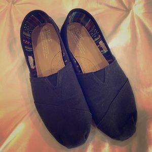 Black TOMs